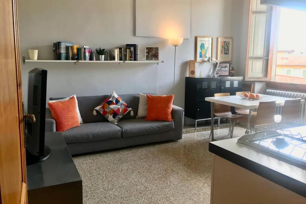 Sunny Top Floor In San Frediano Φλωρεντία Εξωτερικό φωτογραφία