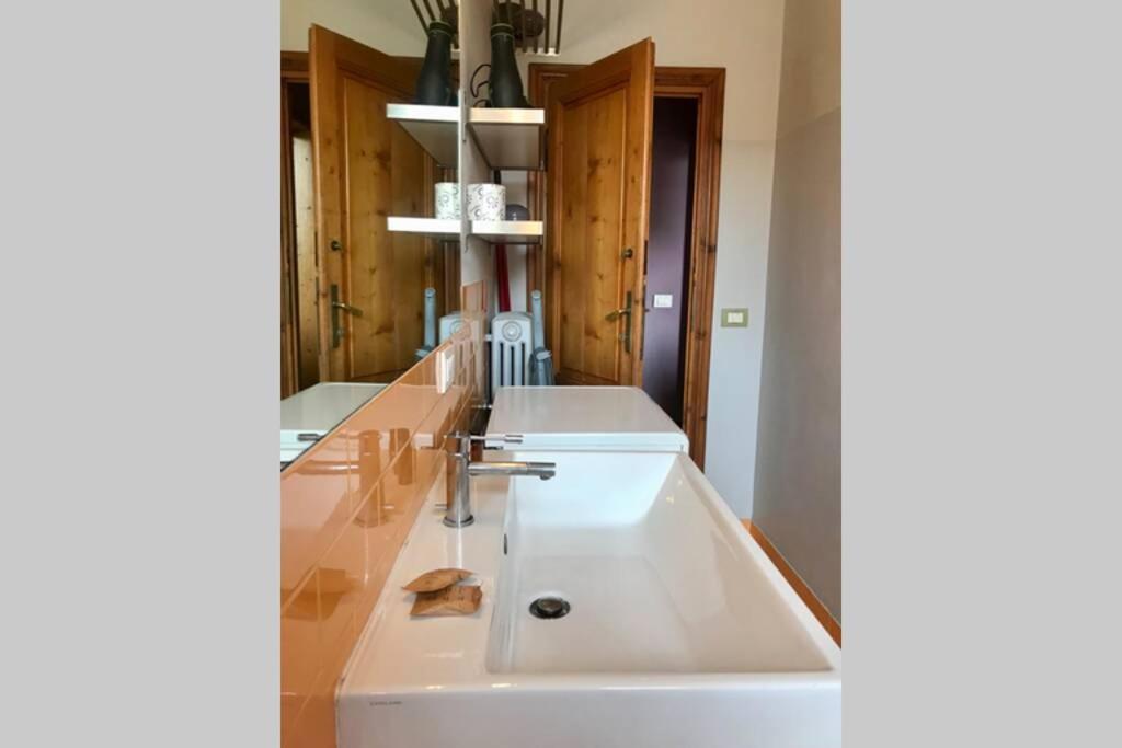 Sunny Top Floor In San Frediano Φλωρεντία Εξωτερικό φωτογραφία