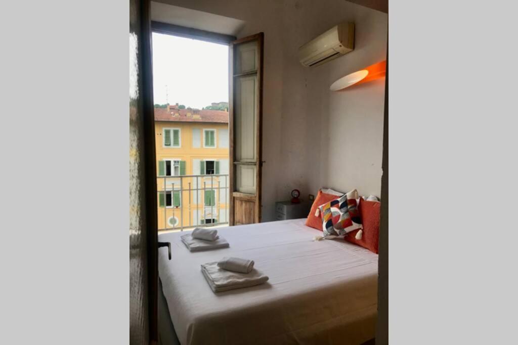 Sunny Top Floor In San Frediano Φλωρεντία Εξωτερικό φωτογραφία
