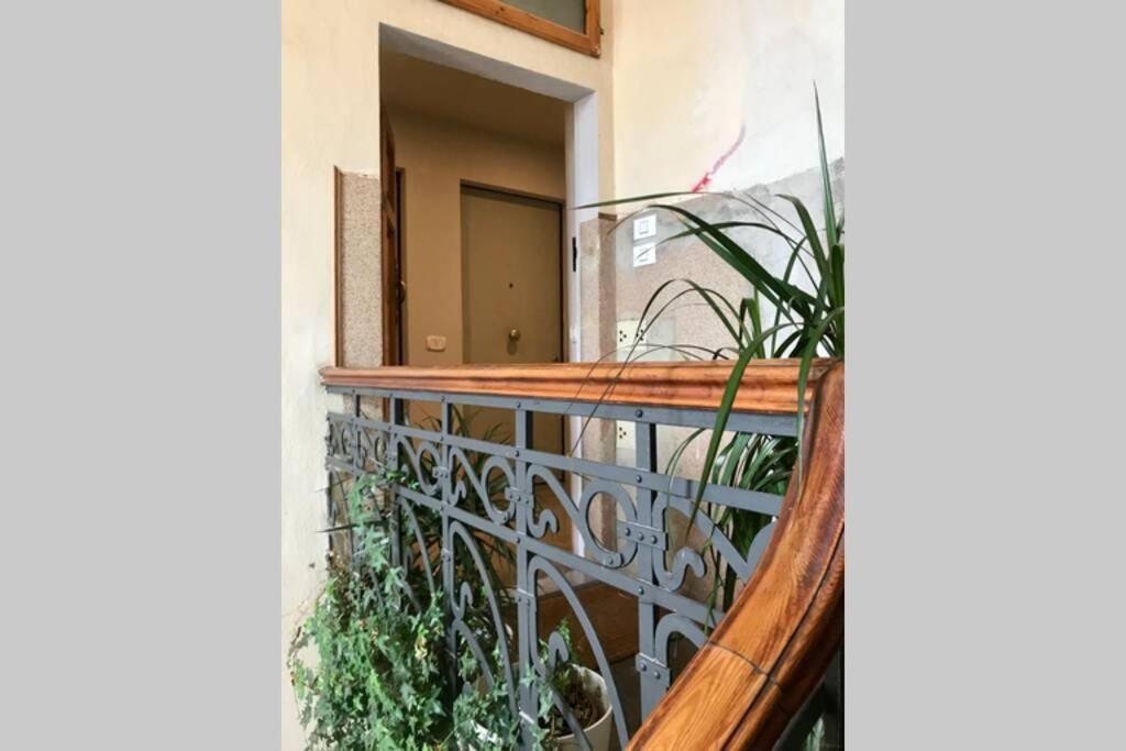 Sunny Top Floor In San Frediano Φλωρεντία Εξωτερικό φωτογραφία